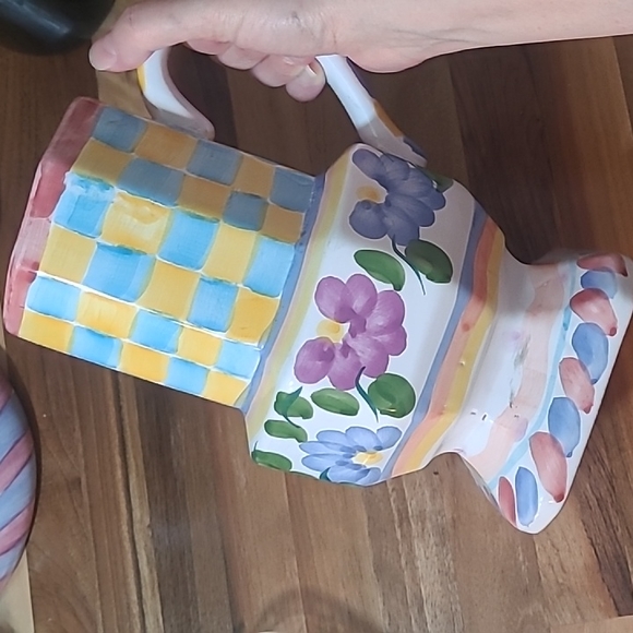 Ceramic Vase - Picture 2 of 12